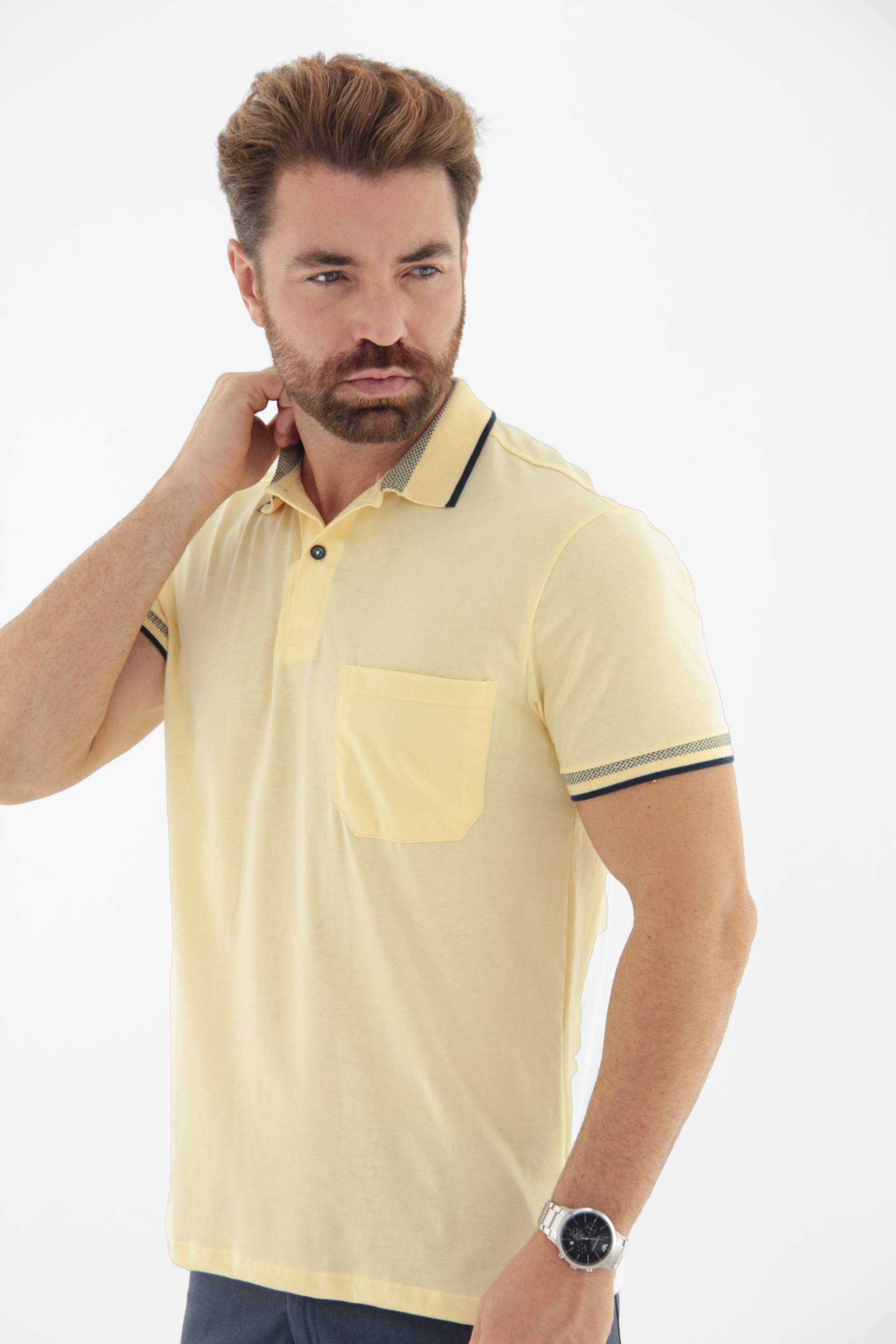 Vista alternativa de Camisa Polo Masculina com Bolso e Retilínea com Fio Tinto Linha Blend