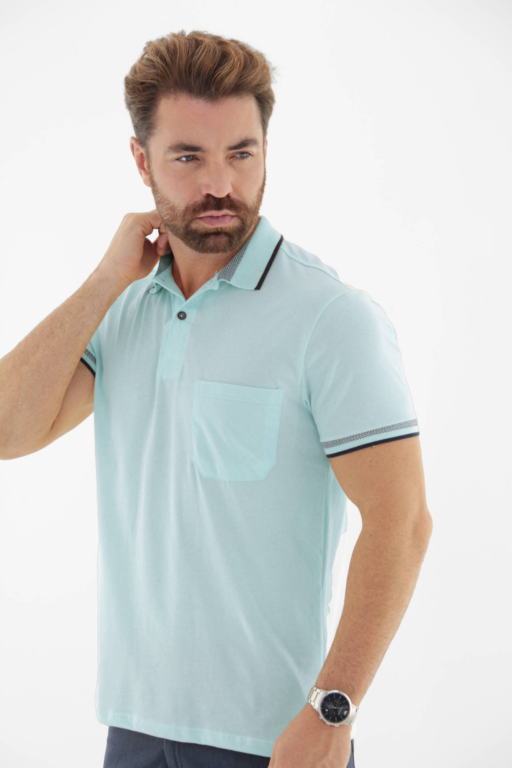 Vista lateral 4 do produto Camisa Polo Masculina com Bolso e Retilínea com Fio Tinto Linha Blend