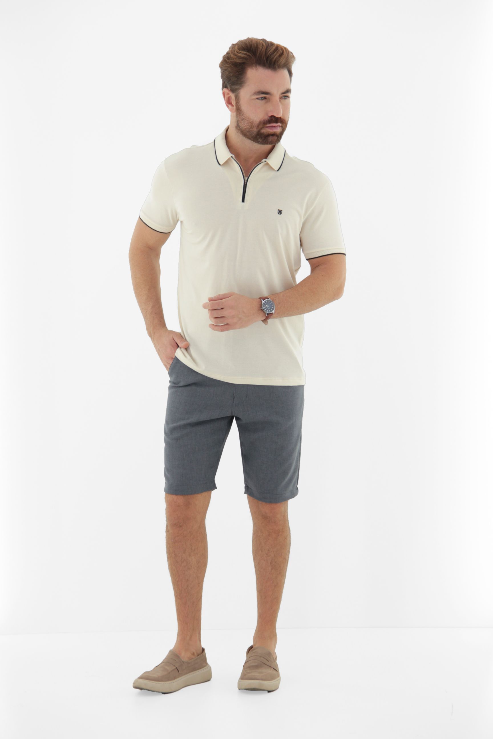 Vista alternativa de Camisa Polo Masculina com Zíper no Peitilho e Detalhes na Gola e Punho