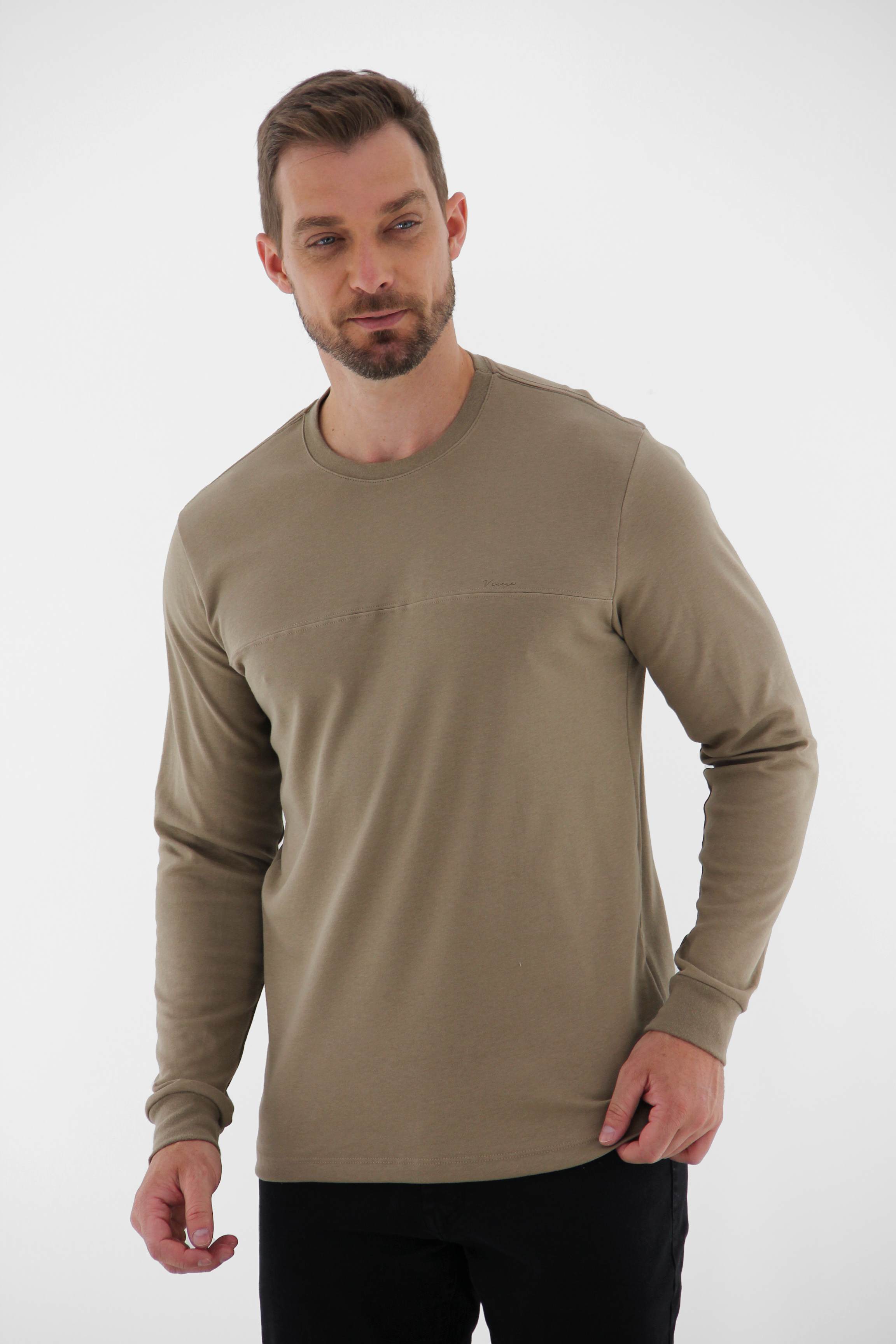Vista lateral 2 do produto Camisa T-Shirt Premium Interlock Manga Longa