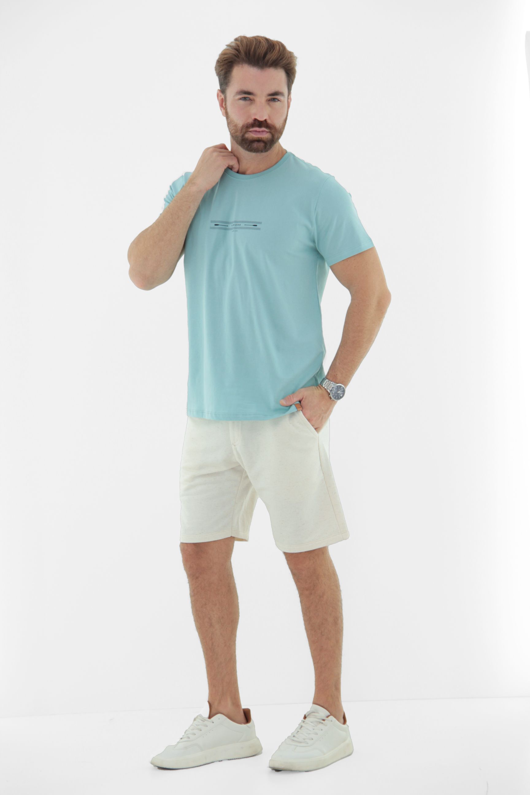 Vista lateral 3 do produto Camiseta T-Shirt Masculina 100% Algodão com Estampa Localizada Linha Blend