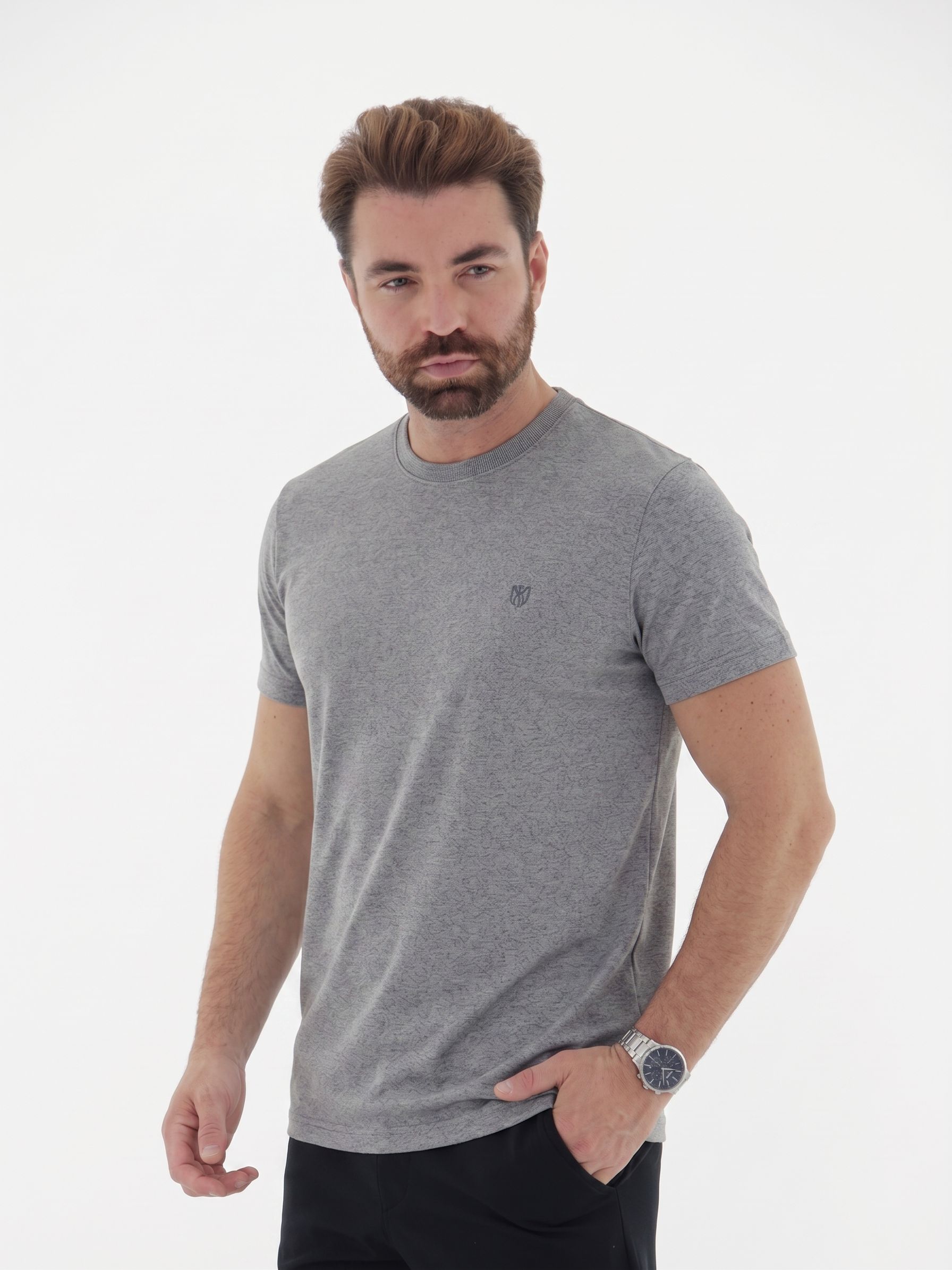Fotografia de Camiseta T-Shirt Masculina 100% Algodão Texturizada com Detalhe no Peito