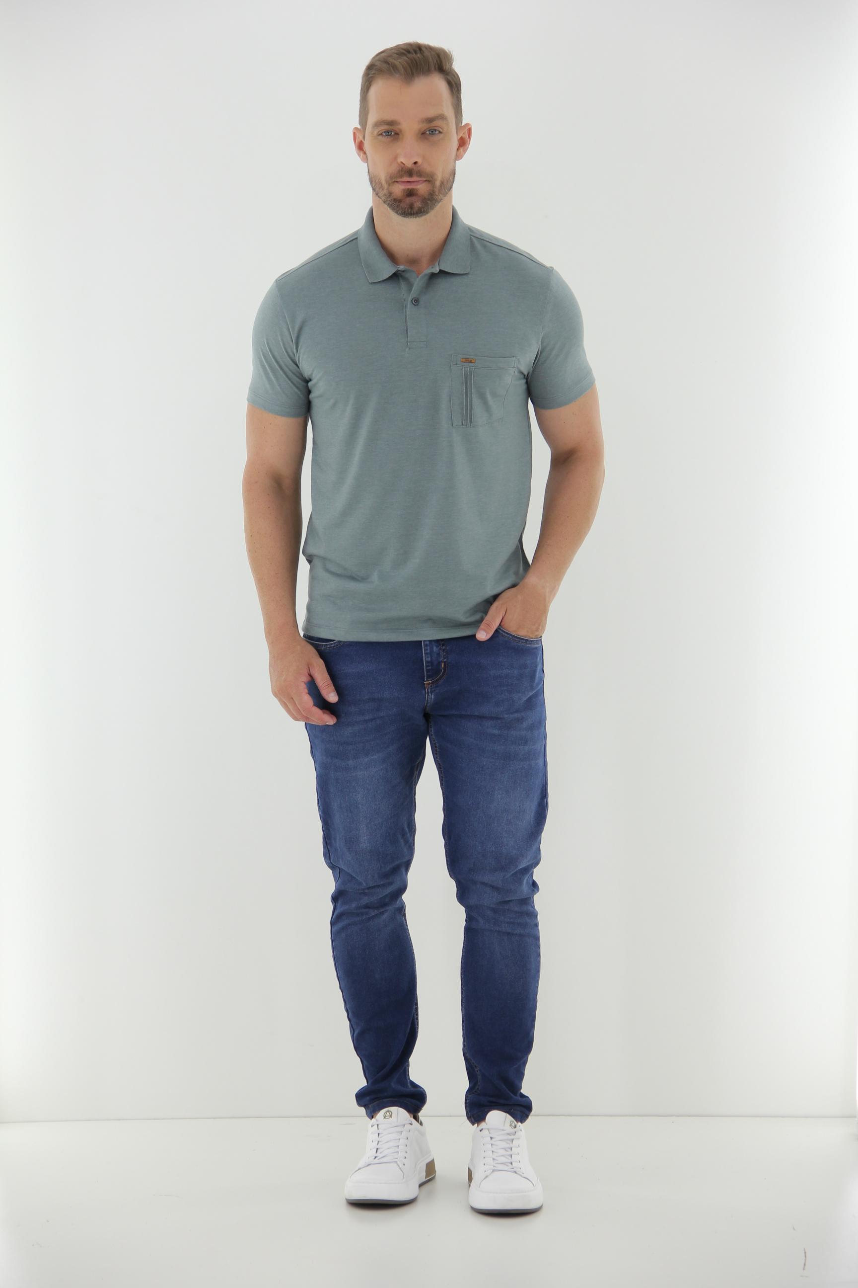 Vista lateral 4 do produto Polo Masculina com Bolso e Pesponto